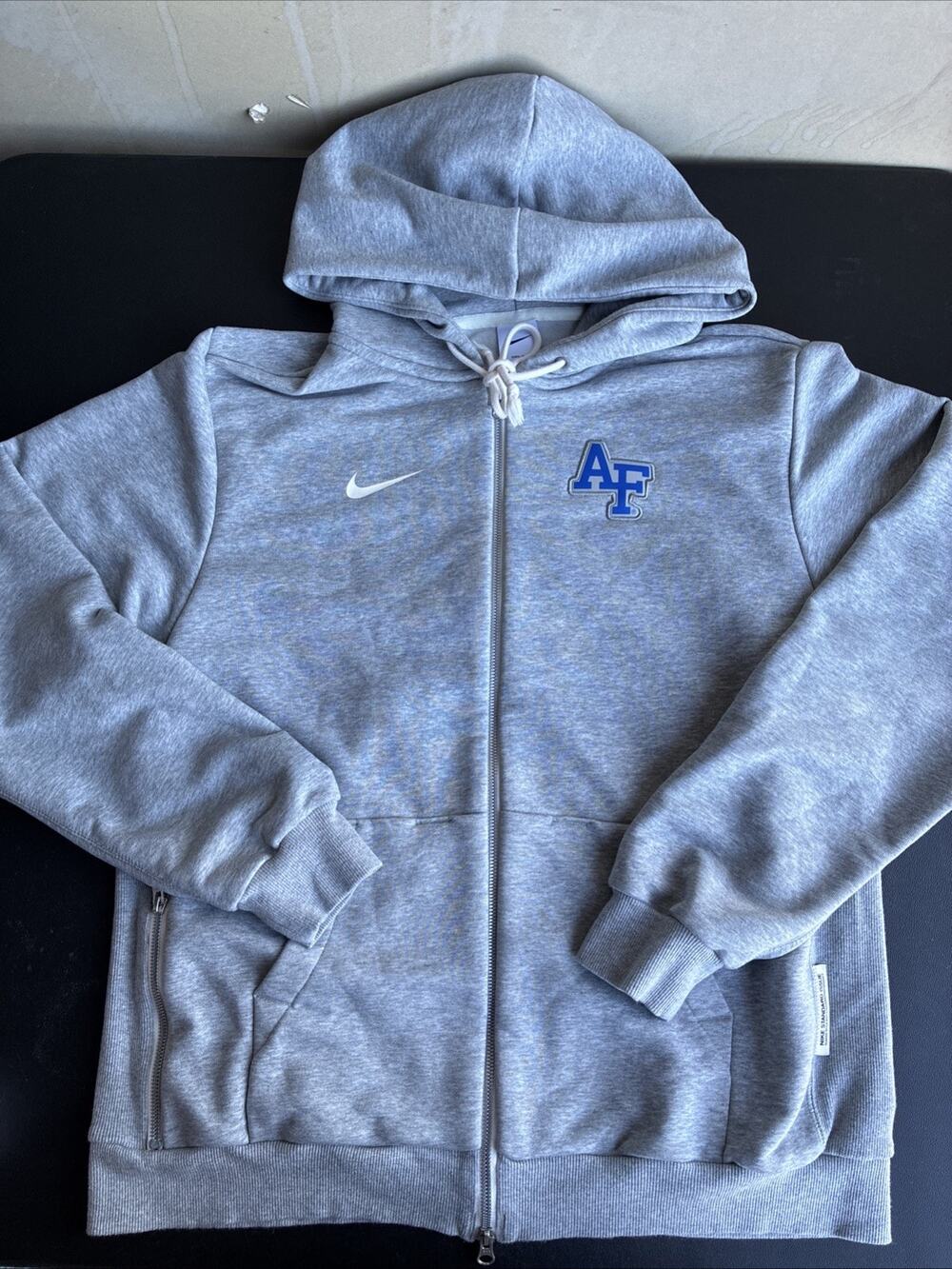 NIKE Men s Light Gray Air Force Academy Field Apparrel Full Zip Sweatshirt Sz L